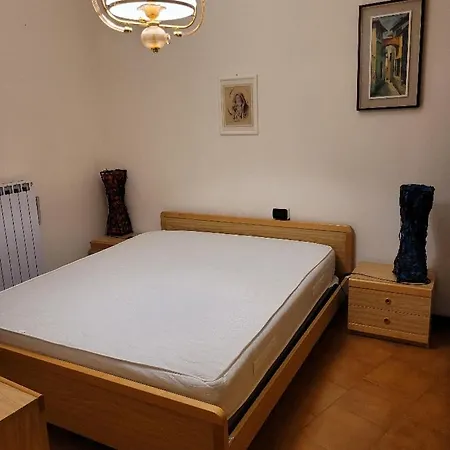 Ampio Bilocale Lungomare Levante Apartamento *